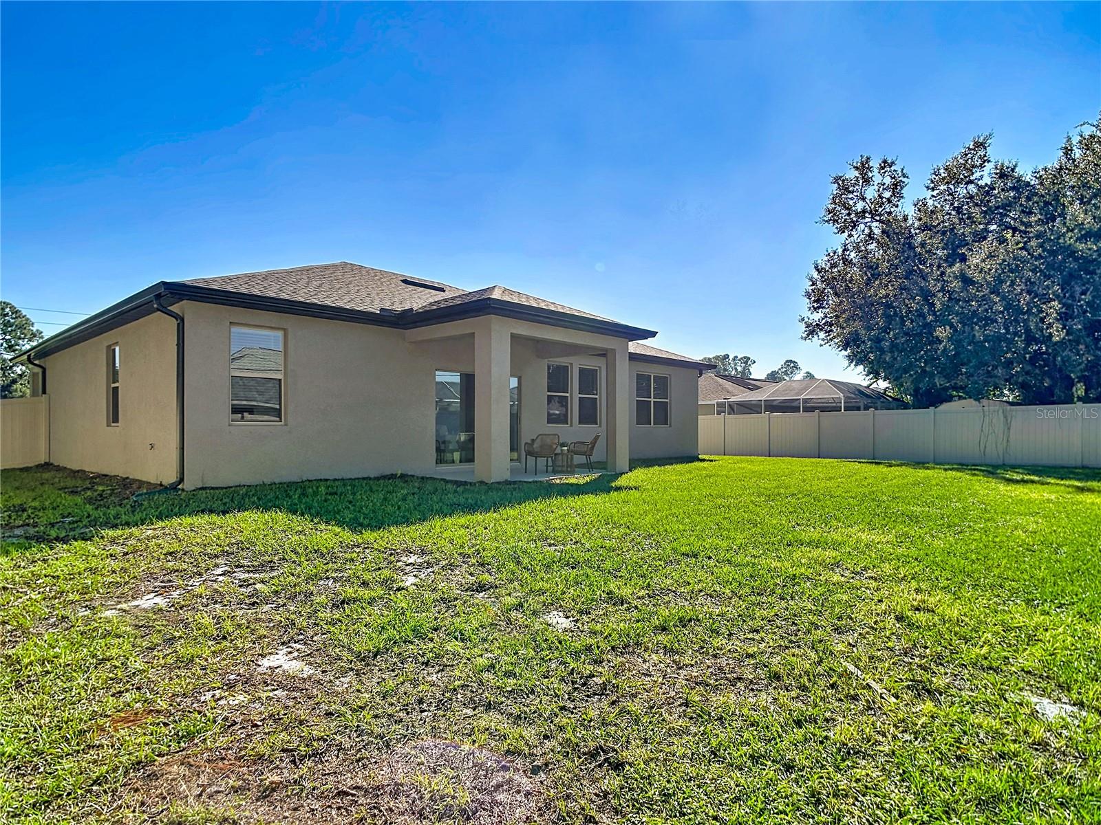 1459 N CHAMBERLAIN BLVD — photo 42