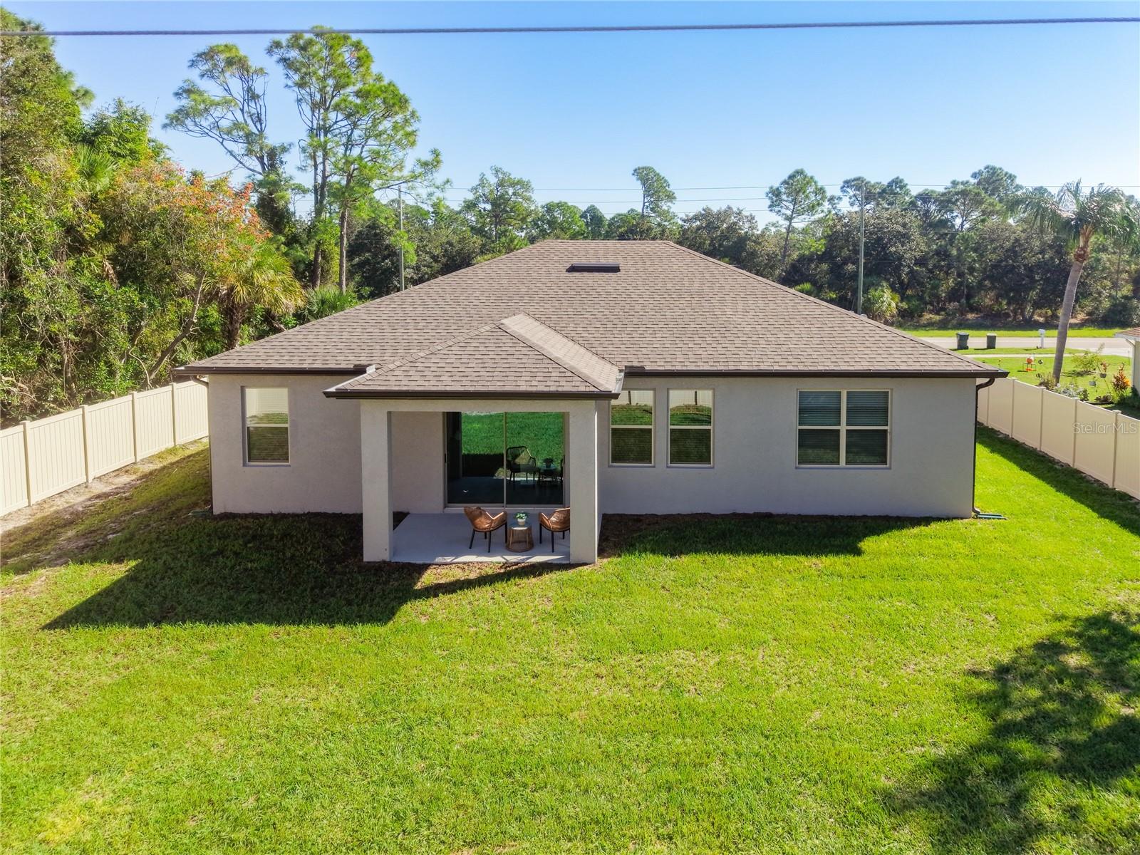 1459 N CHAMBERLAIN BLVD — photo 43