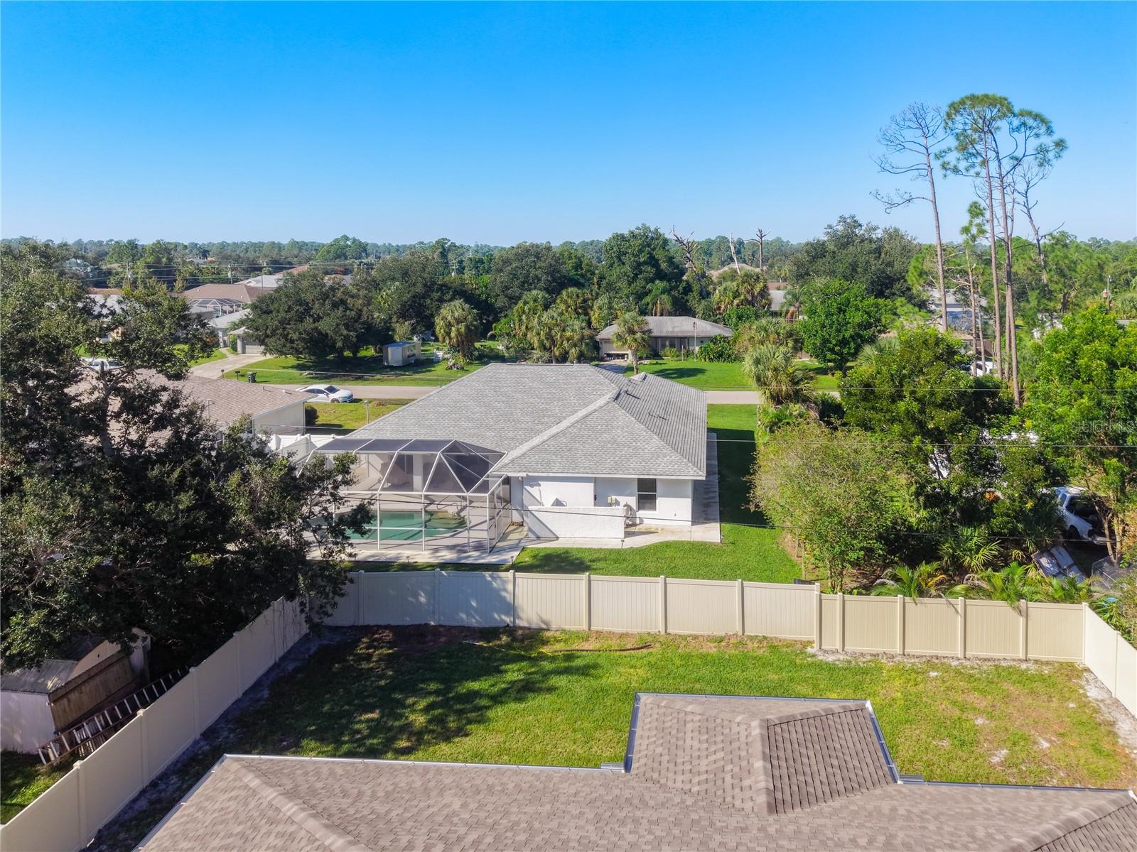1459 N CHAMBERLAIN BLVD — photo 46