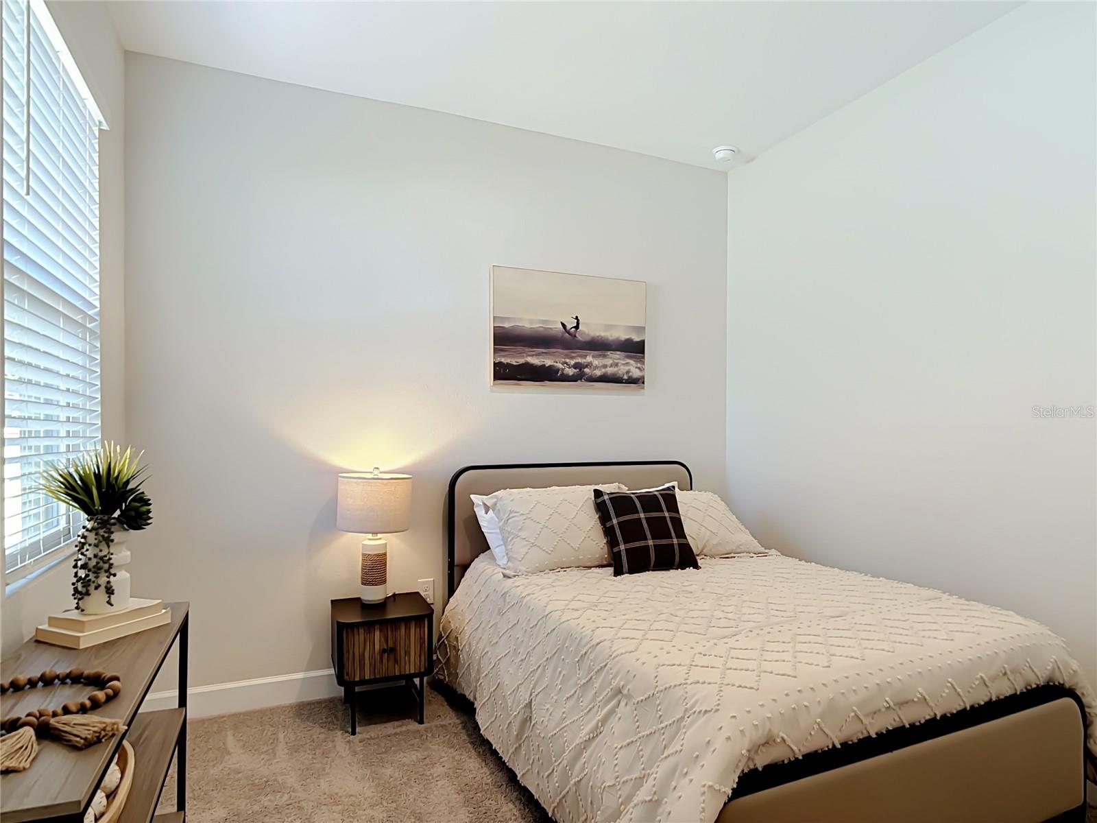 1459 N CHAMBERLAIN BLVD — photo 30