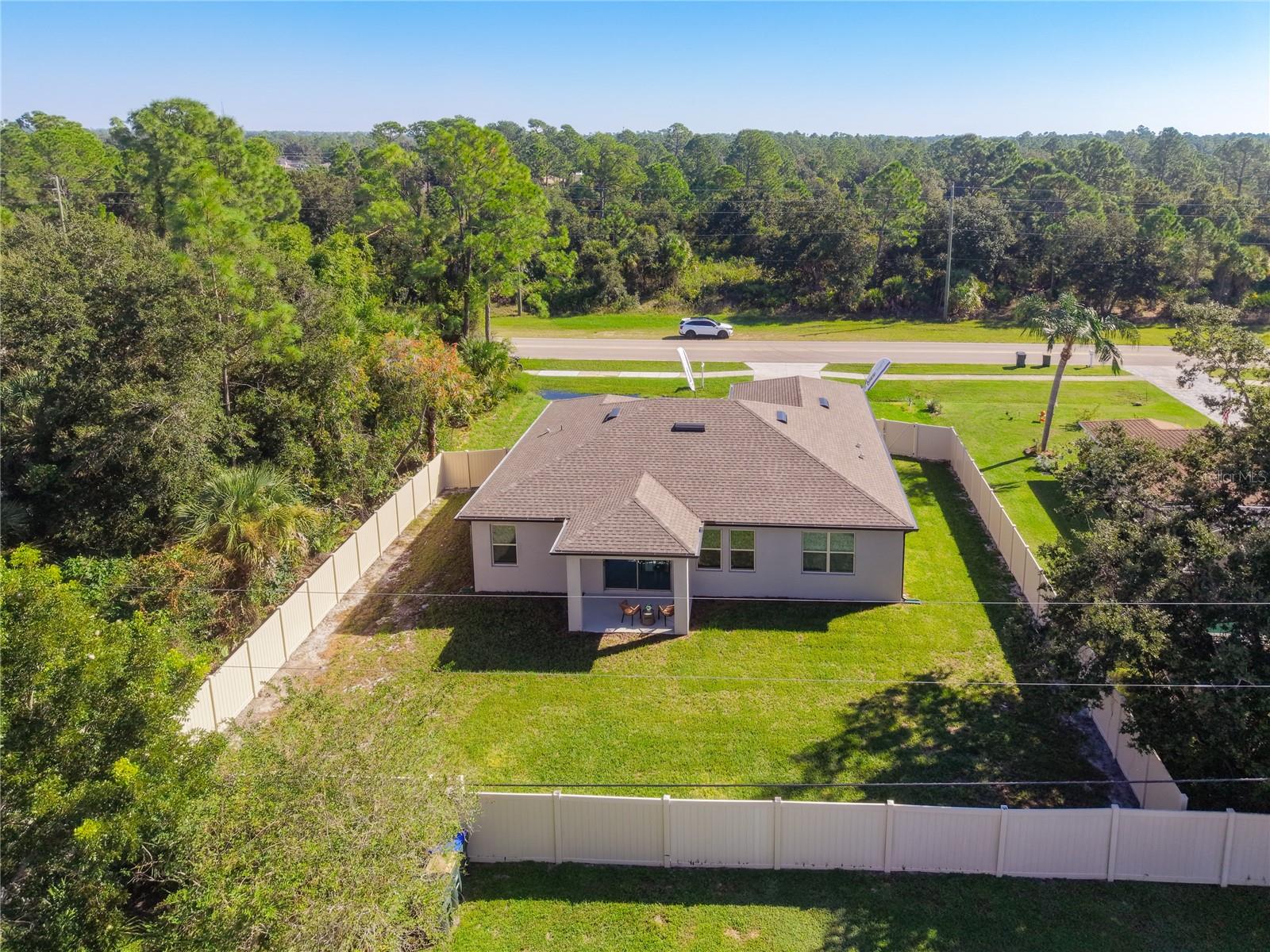 1459 N CHAMBERLAIN BLVD — photo 45