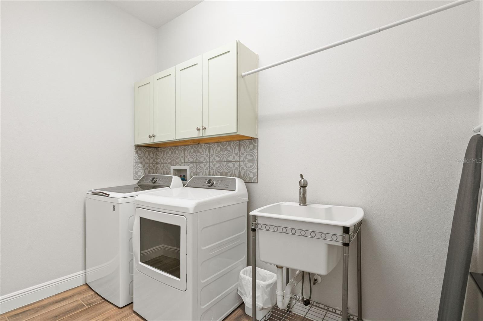 34653 HEAVENLY LN — photo 36