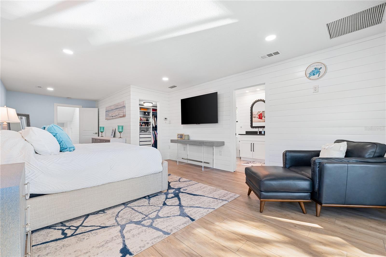 2500 MONTEREY ST — photo 13