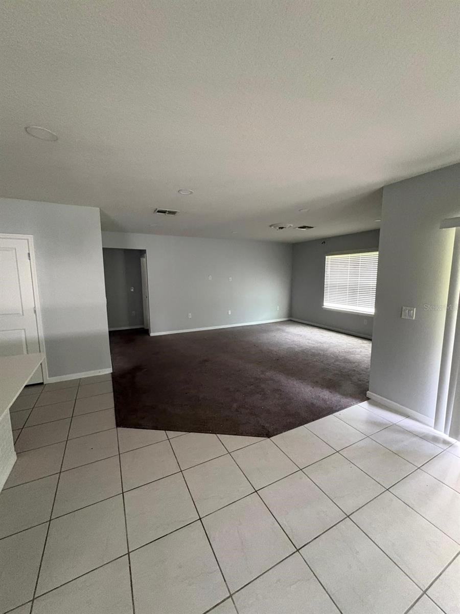 30243 MARQUETTE AVE — photo 9