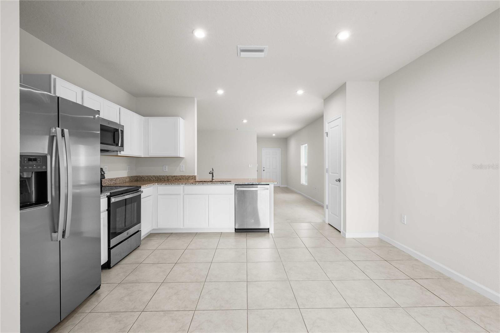 35155 JOMAR AVE — photo 7