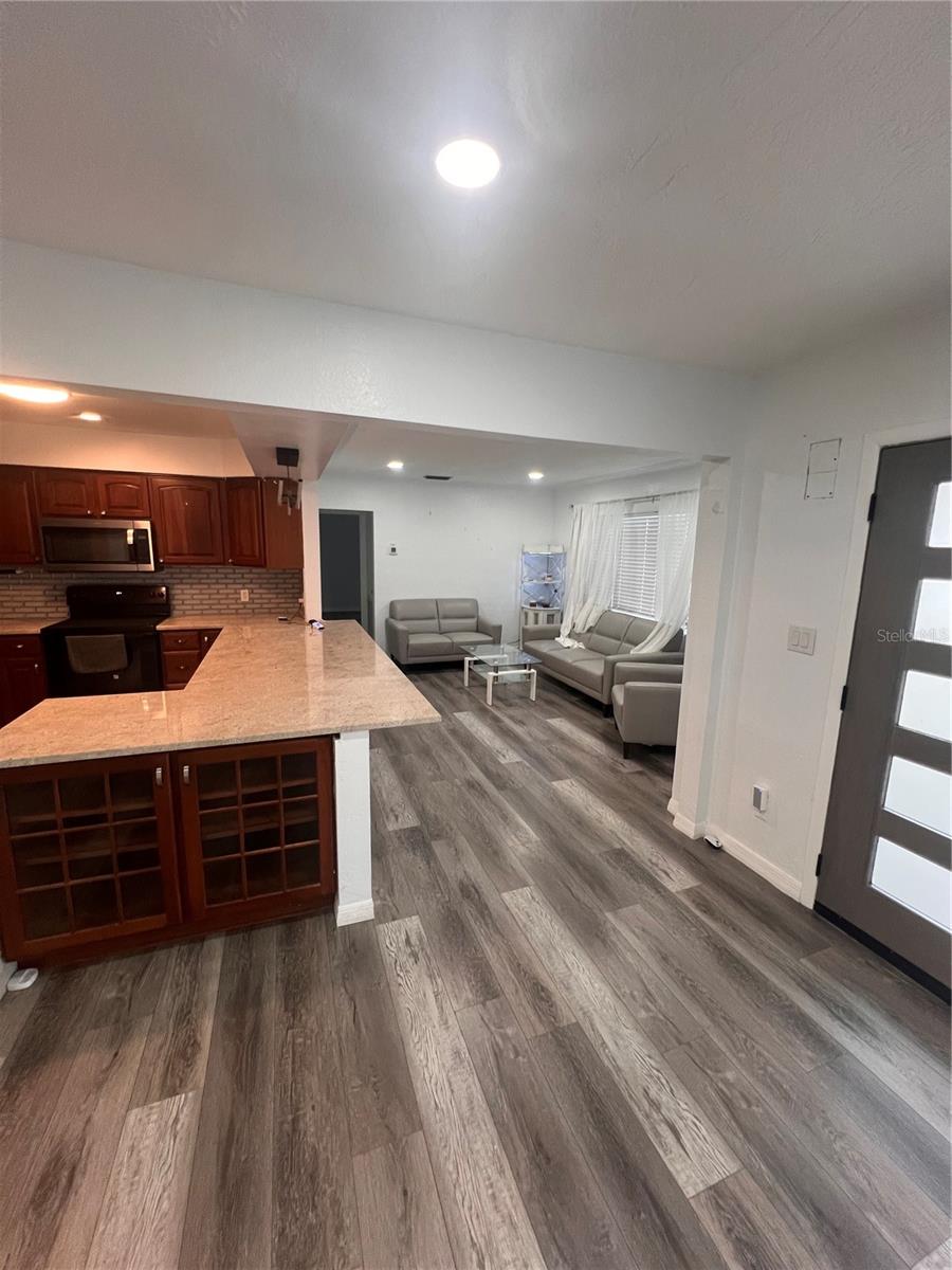4127 28TH AVE N — photo 18