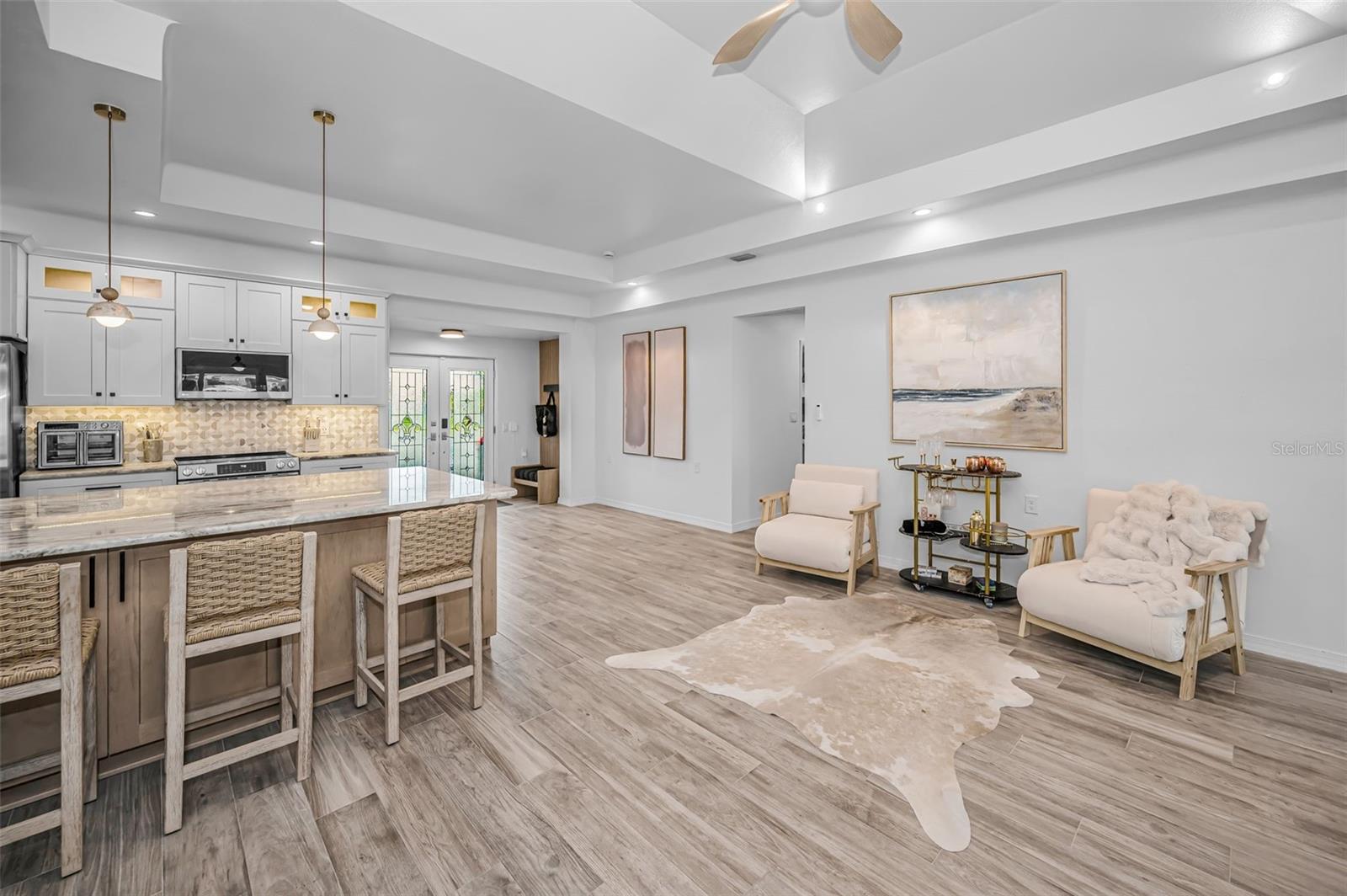 16353 REDINGTON DR — photo 7