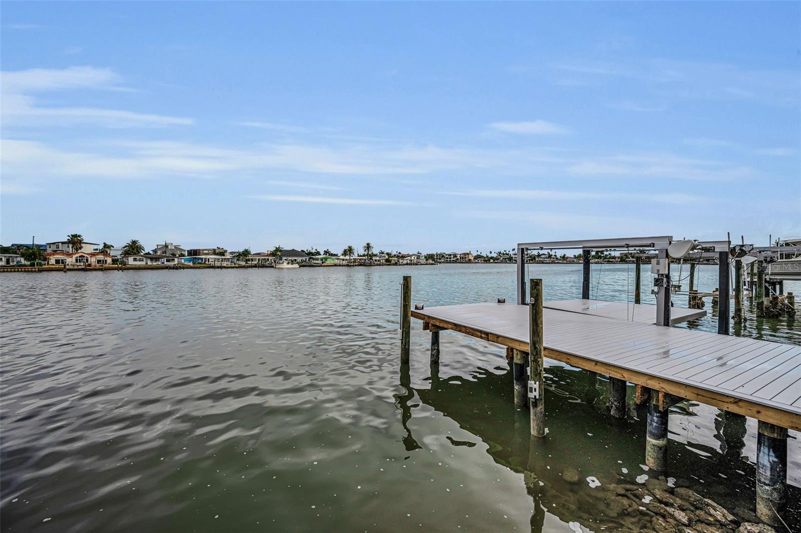 16353 REDINGTON DR — photo 99