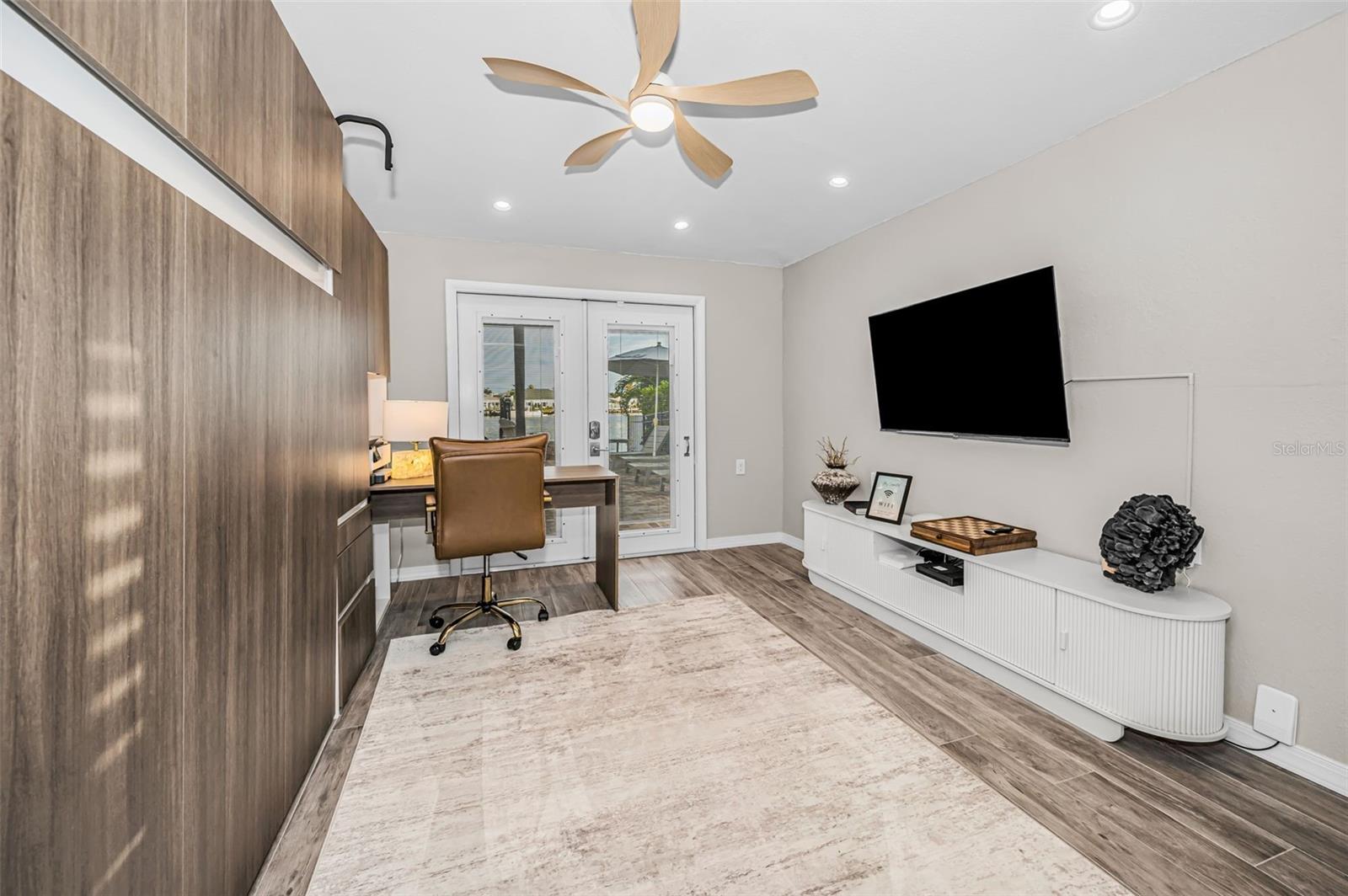 16353 REDINGTON DR — photo 51