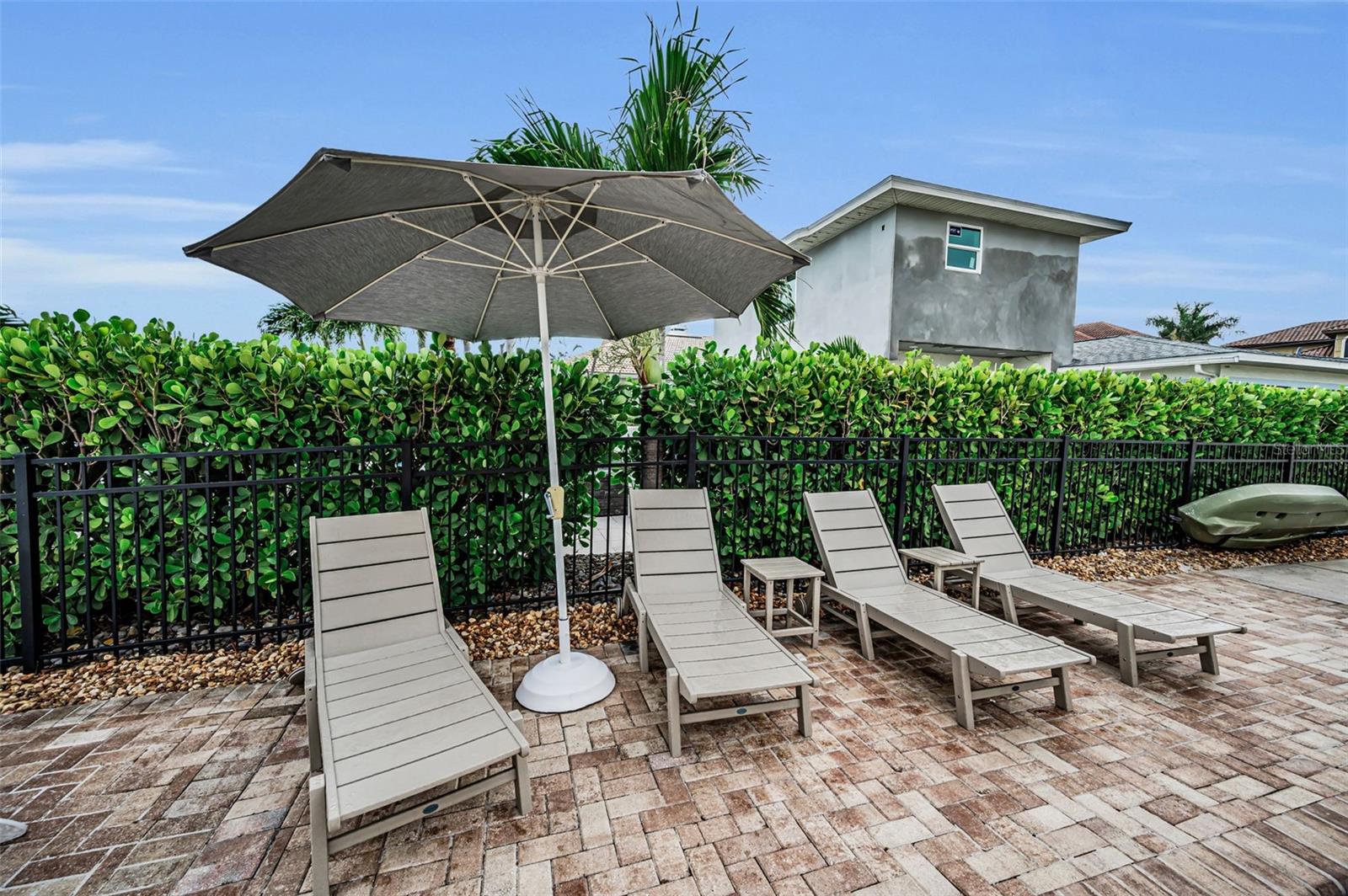 16353 REDINGTON DR — photo 60