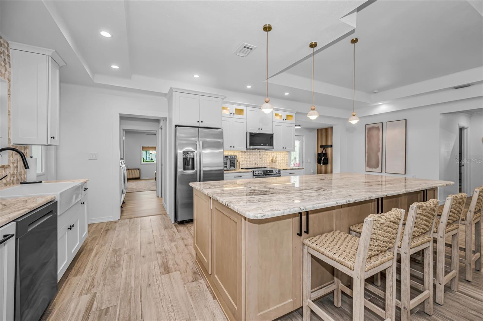 16353 REDINGTON DR — photo 29