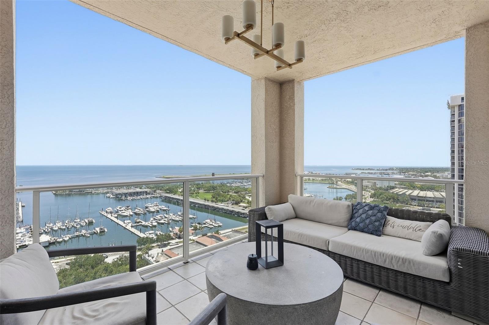 100 BEACH DR NE #1900 — photo 24