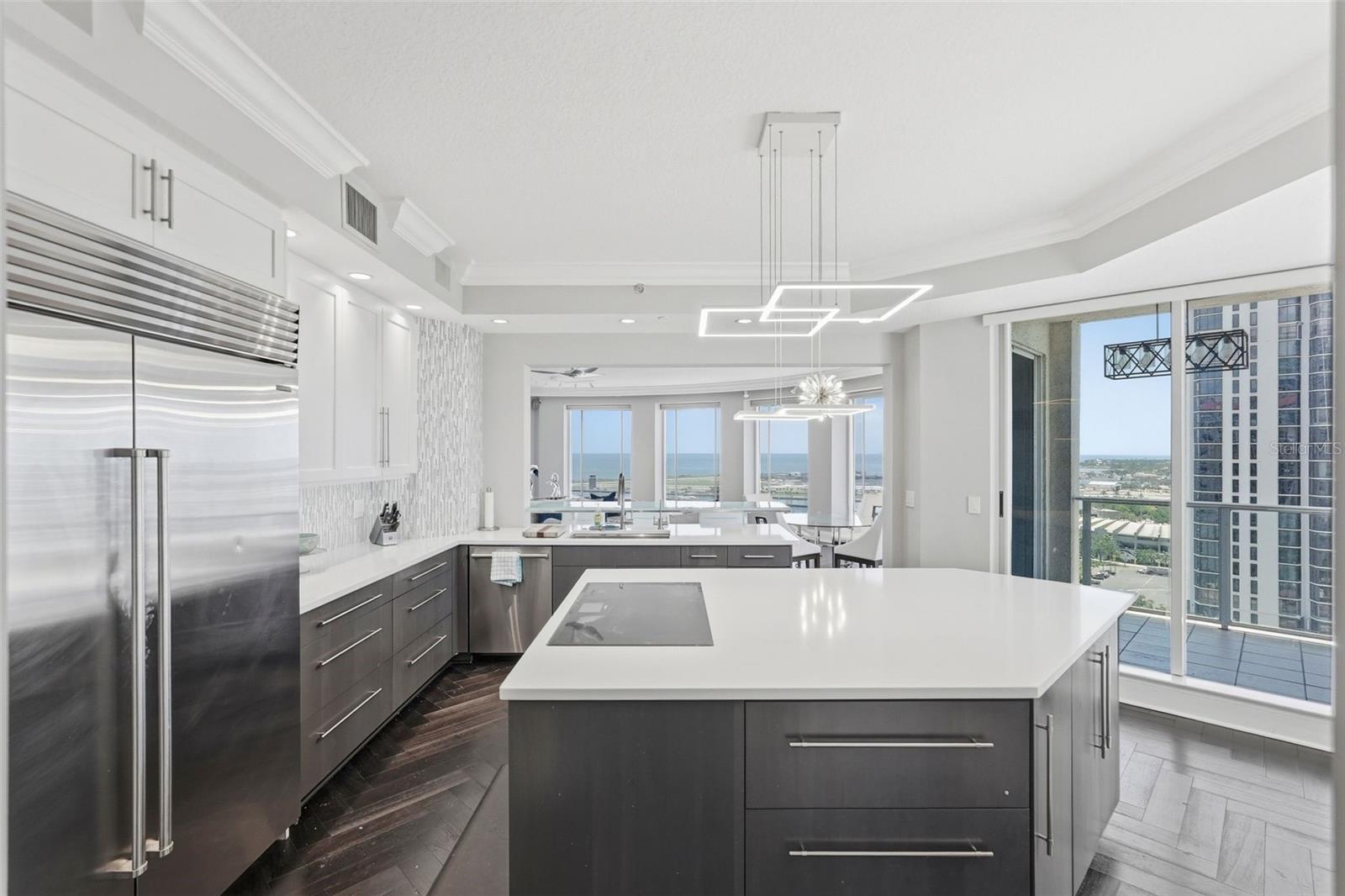 100 BEACH DR NE #1900 — photo 14