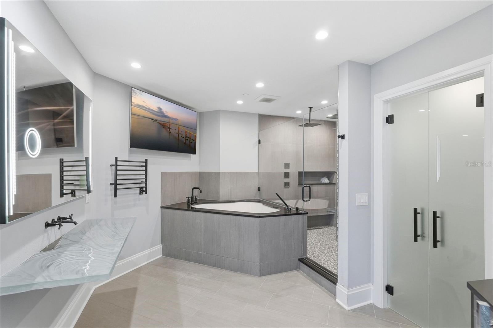 100 BEACH DR NE #1900 — photo 42