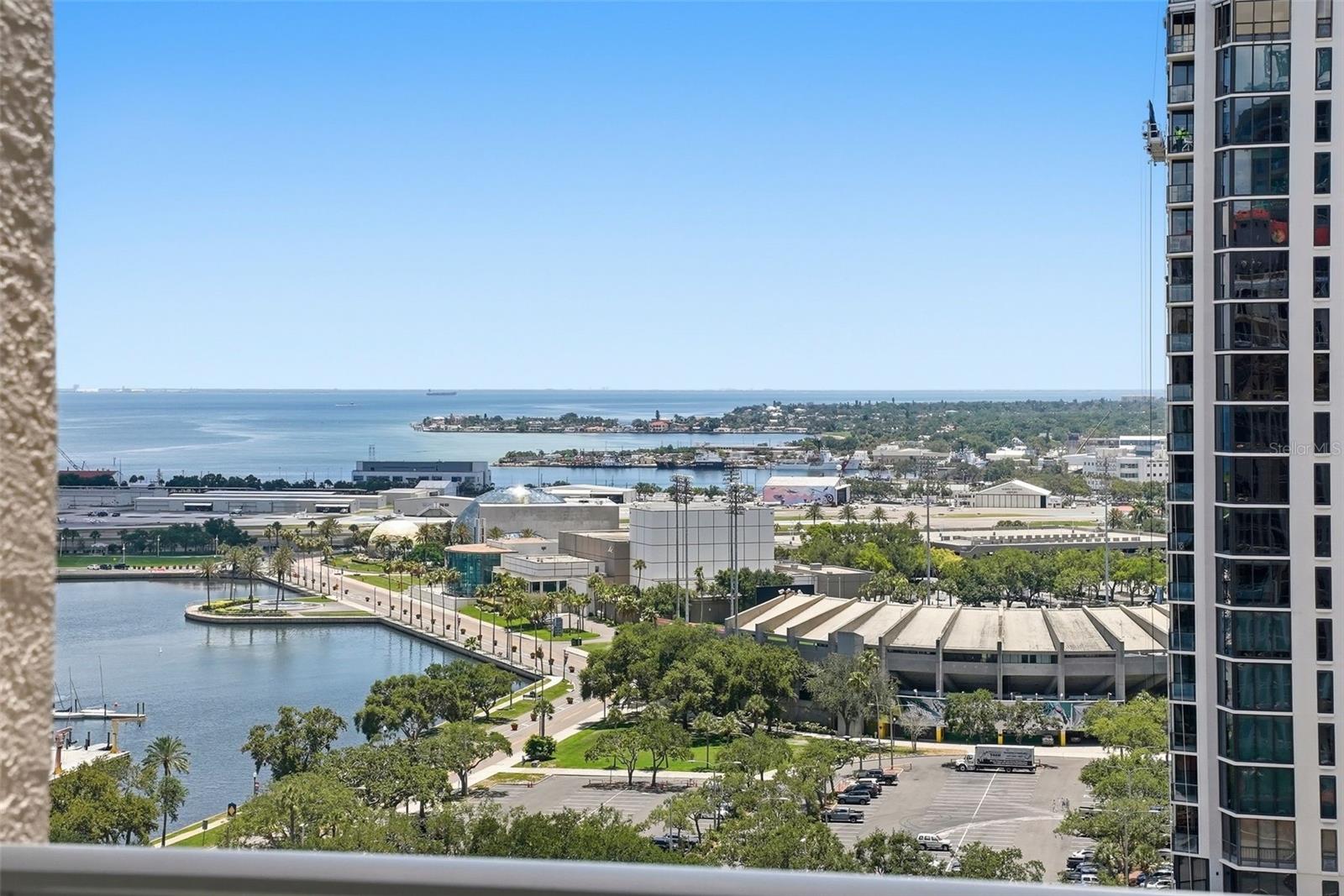 100 BEACH DR NE #1900 — photo 48