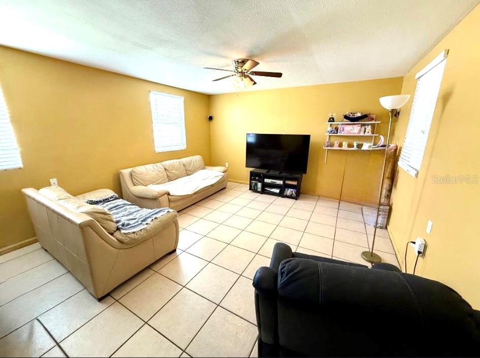 3306 W BURKE ST — photo 18