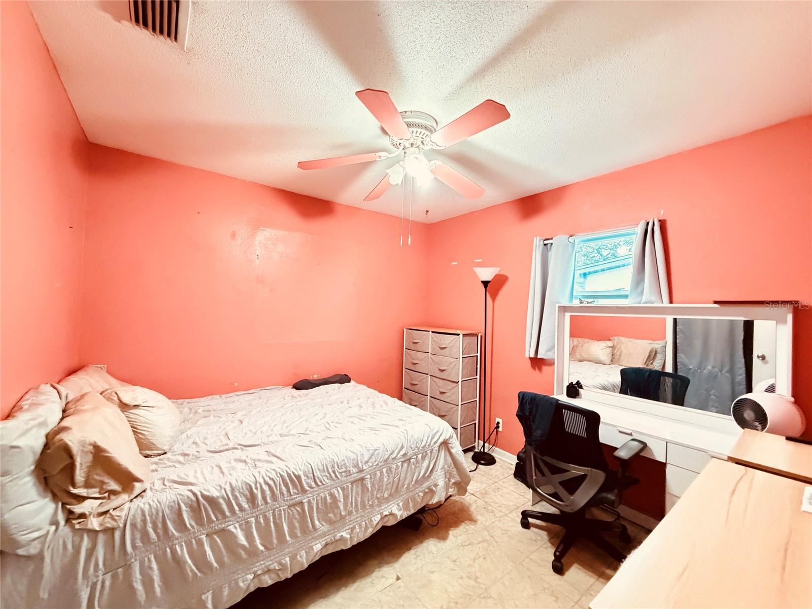3306 W BURKE ST — photo 23