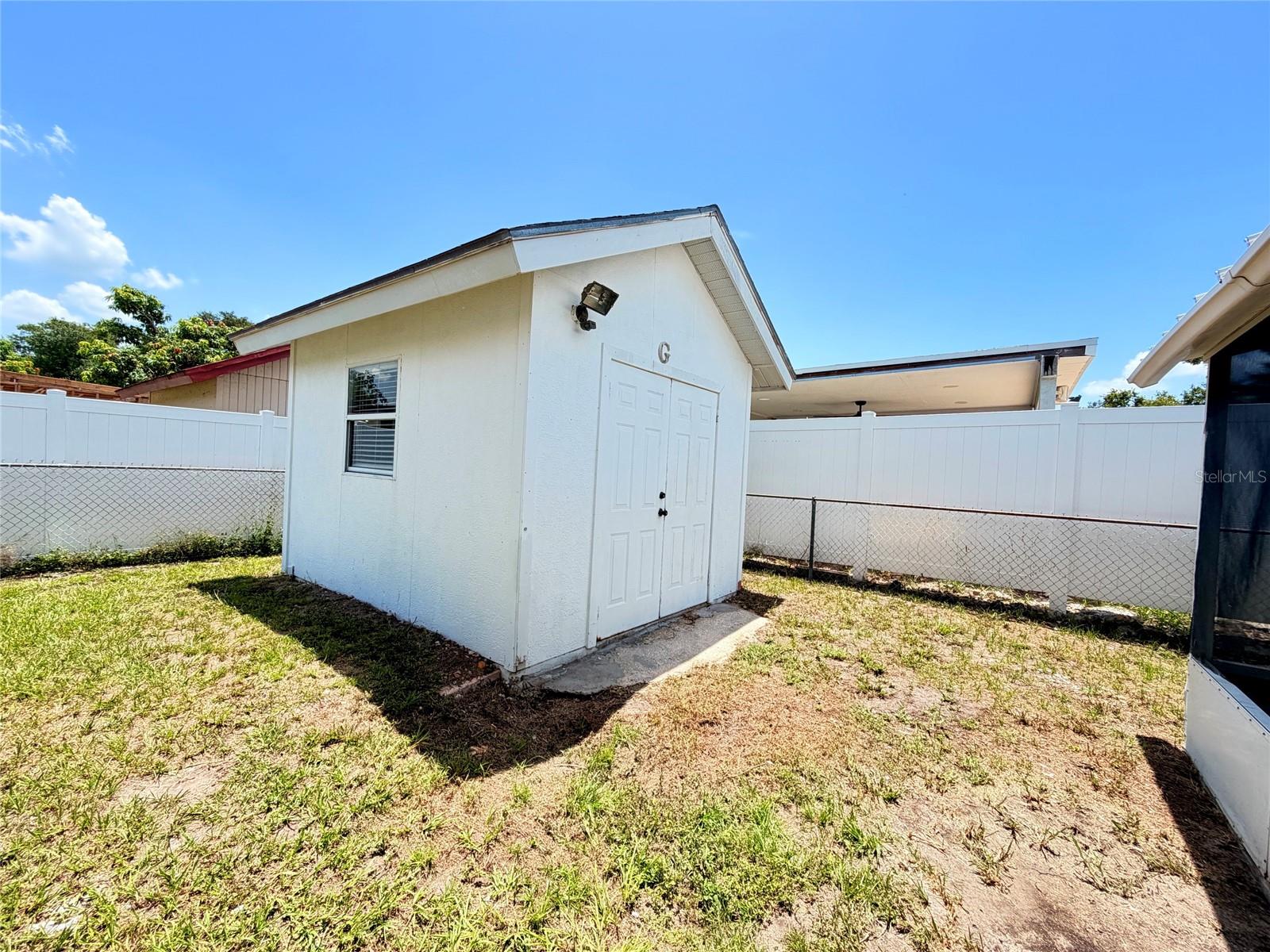 3306 W BURKE ST — photo 7