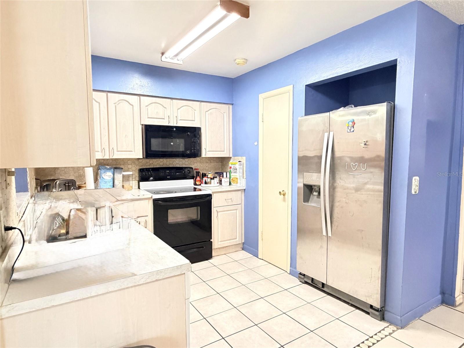 3306 W BURKE ST — photo 16