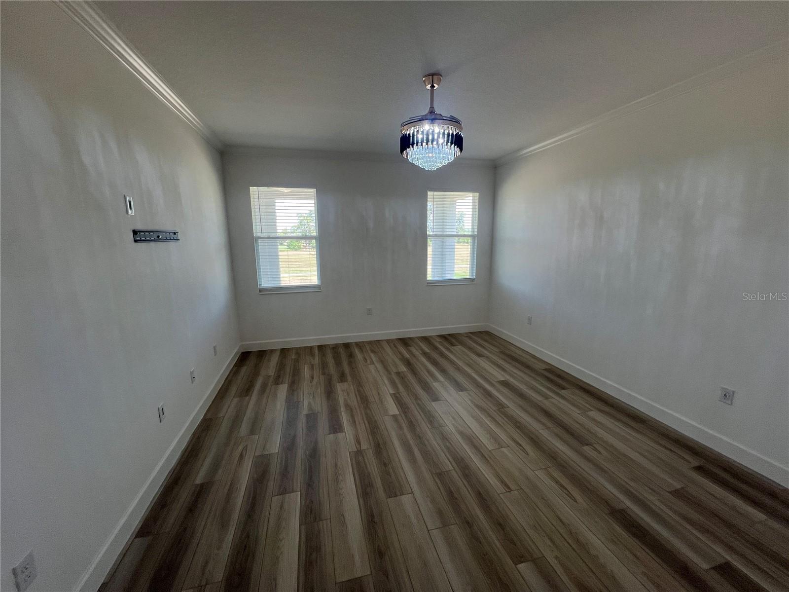 931 SIGNET DR — photo 7