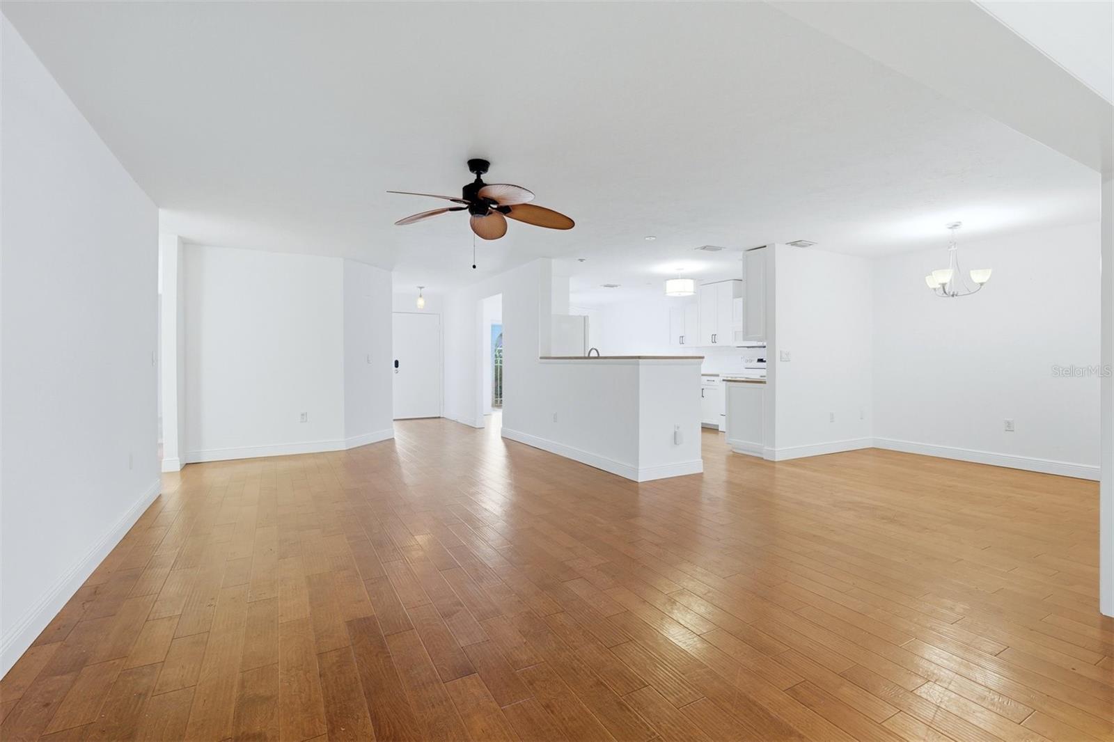 5273 VILLA MAJORCA CT #25 — photo 13