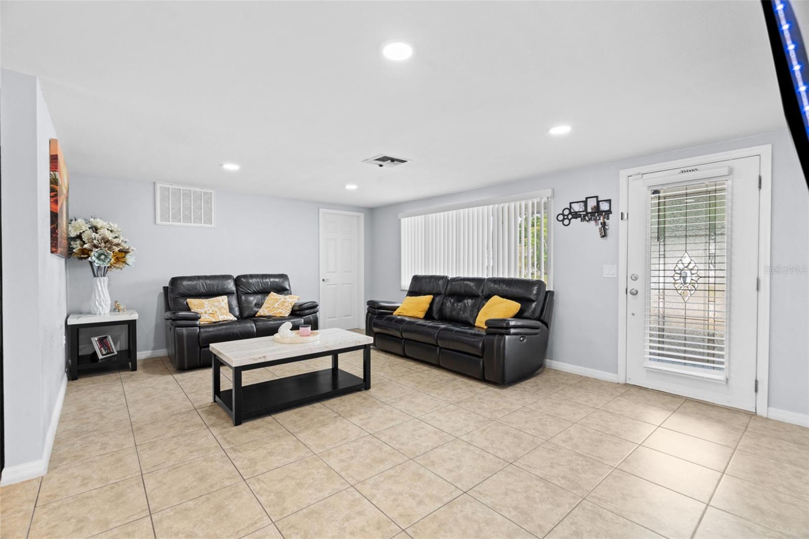 3619 QUINTEN DR — photo 18