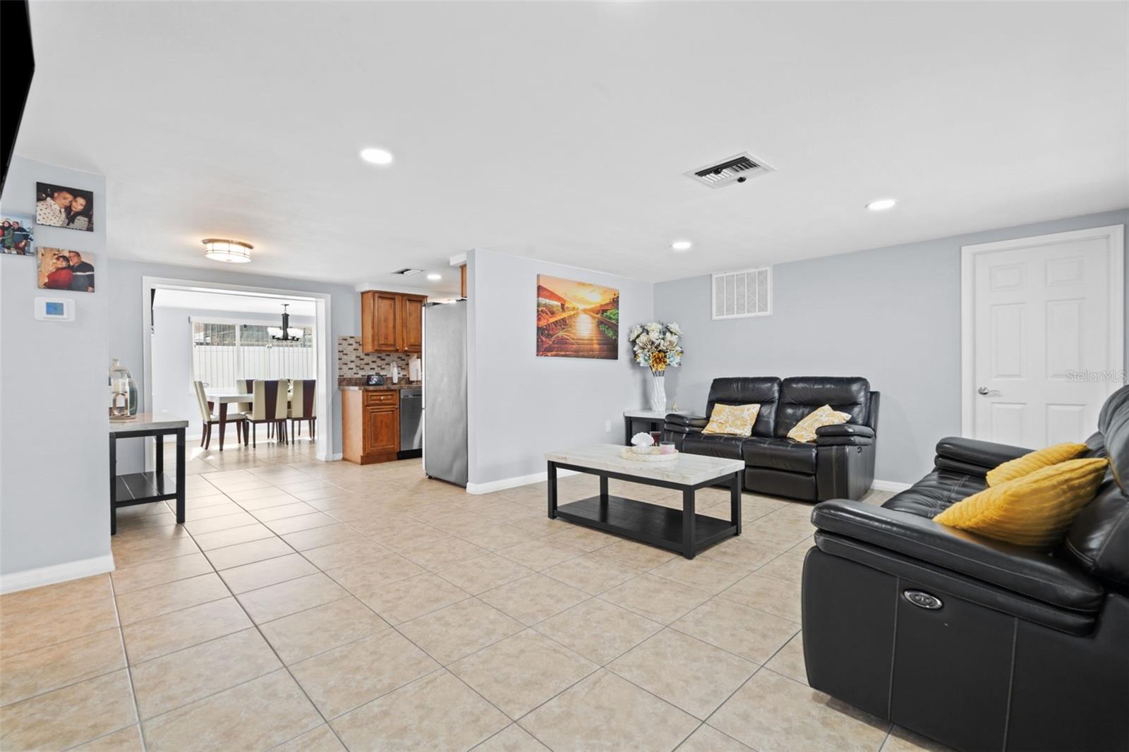 3619 QUINTEN DR — photo 16