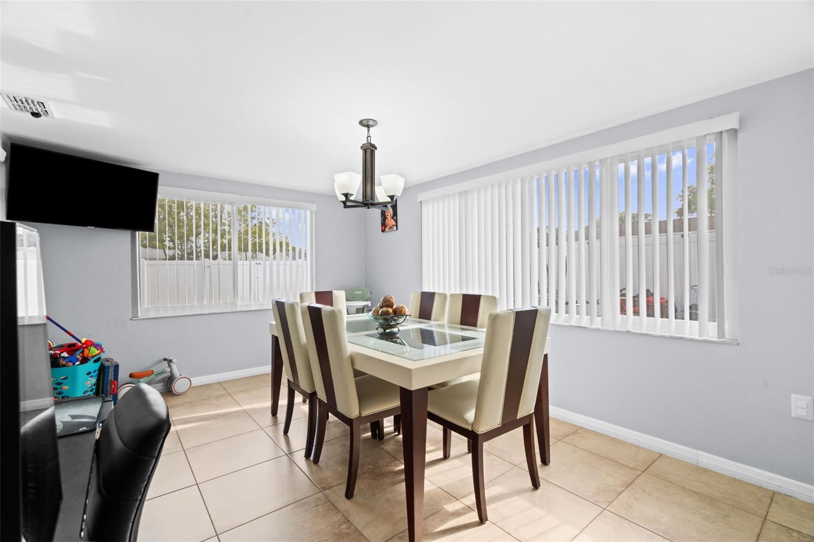 3619 QUINTEN DR — photo 22