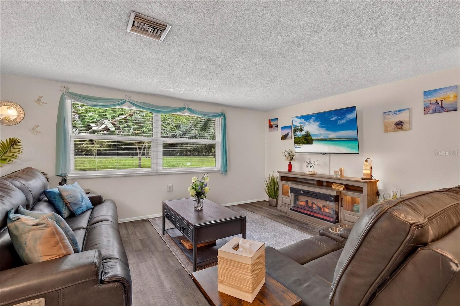 13129 FILBERT ST — photo 10