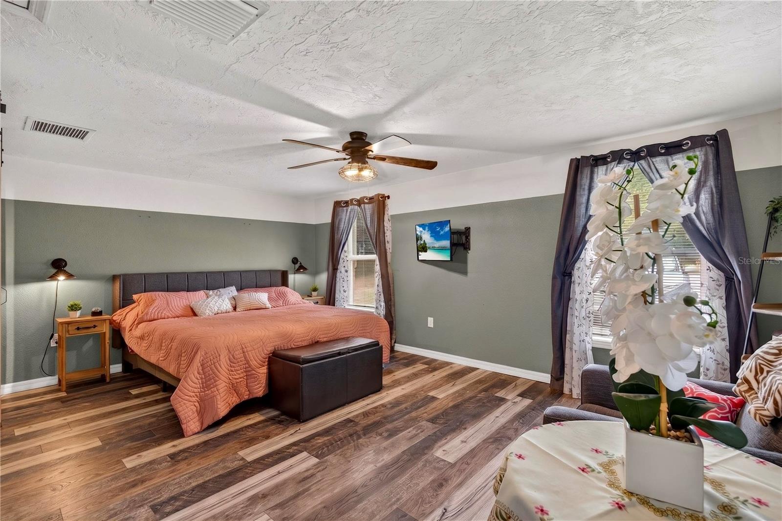 13129 FILBERT ST — photo 32