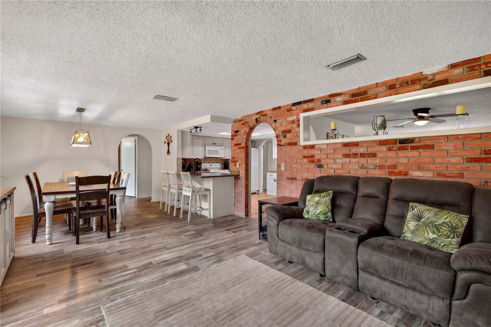 13129 FILBERT ST — photo 4