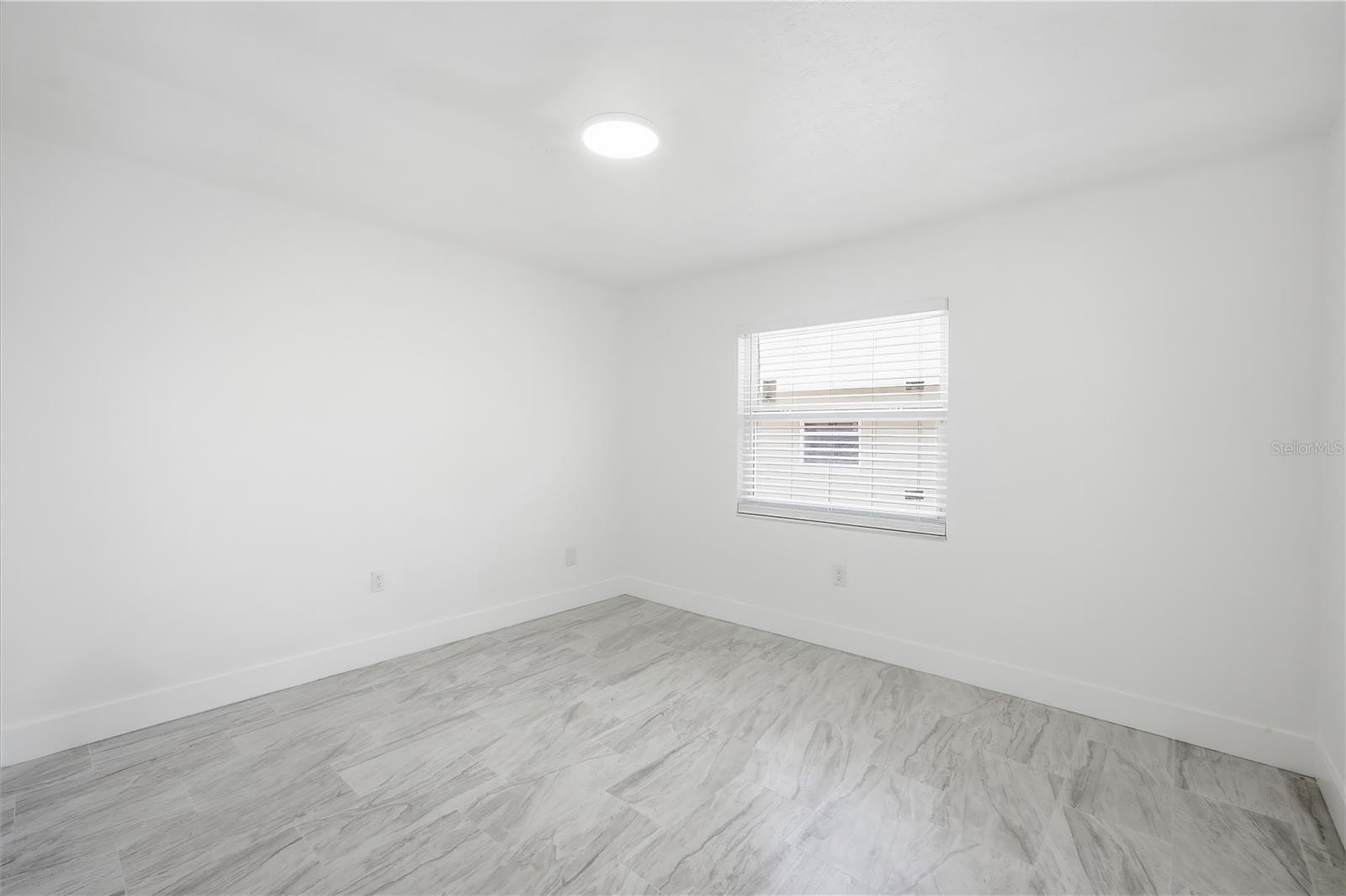 7309 N HUTTON PL #D — photo 15