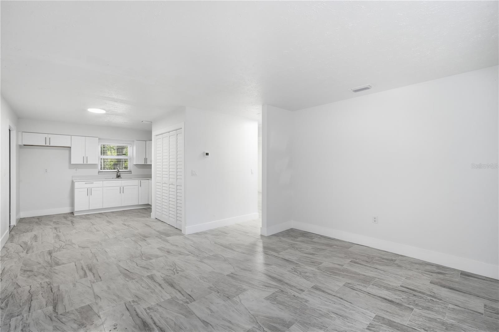 7309 N HUTTON PL #D — photo 12
