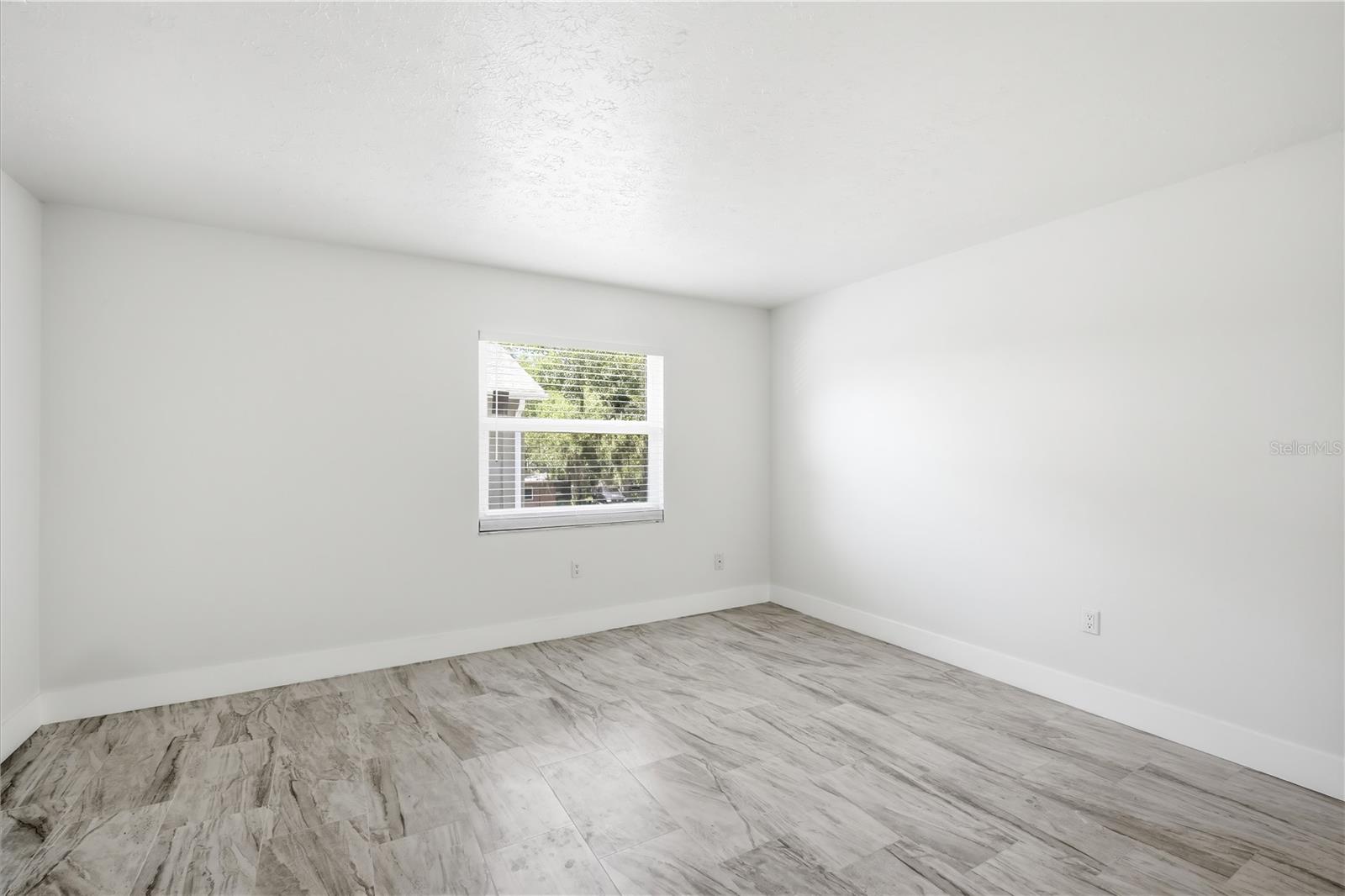 7309 N HUTTON PL #D — photo 14