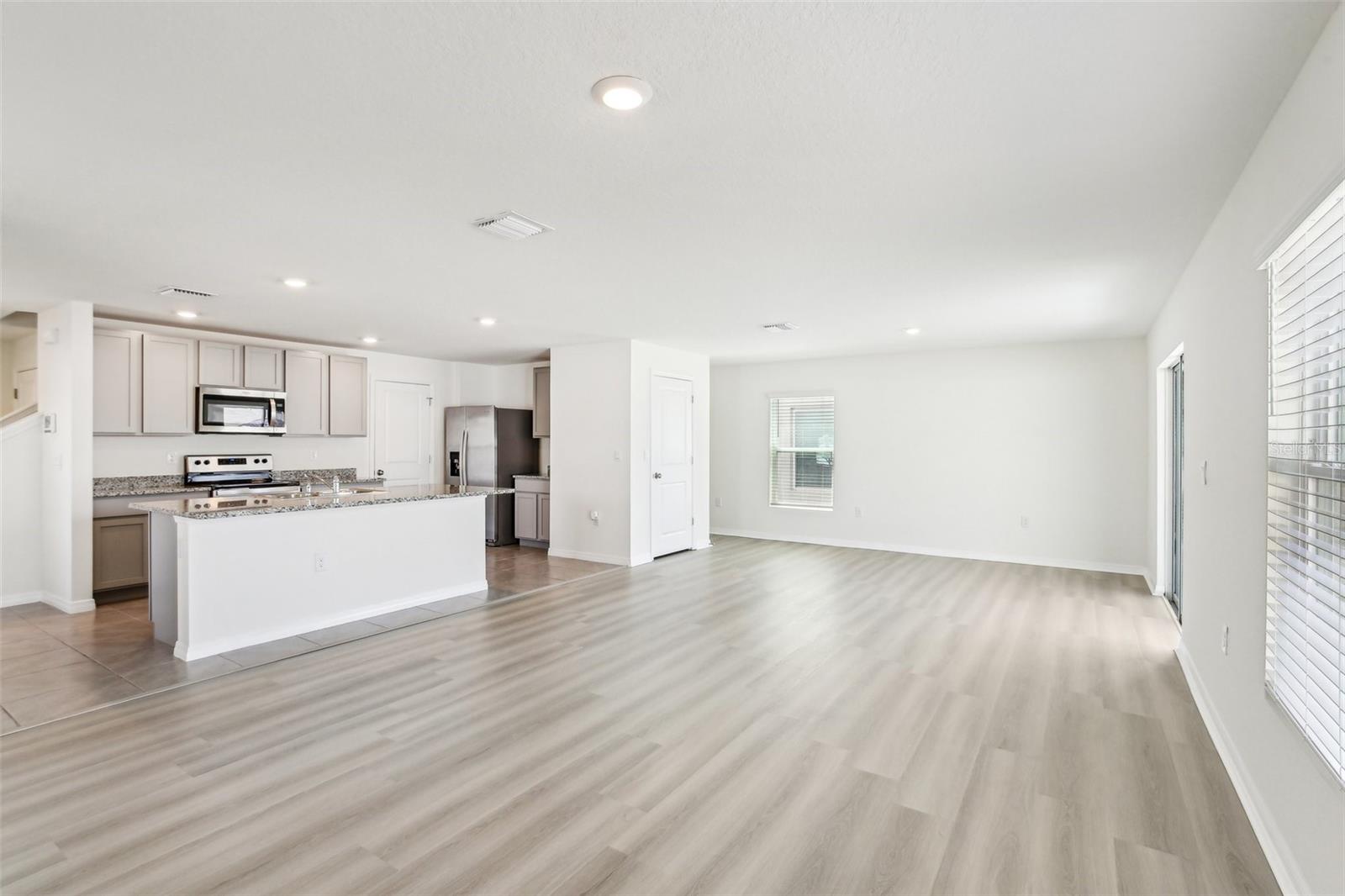 36557 NIGHT STRAWBERRY CT — photo 8