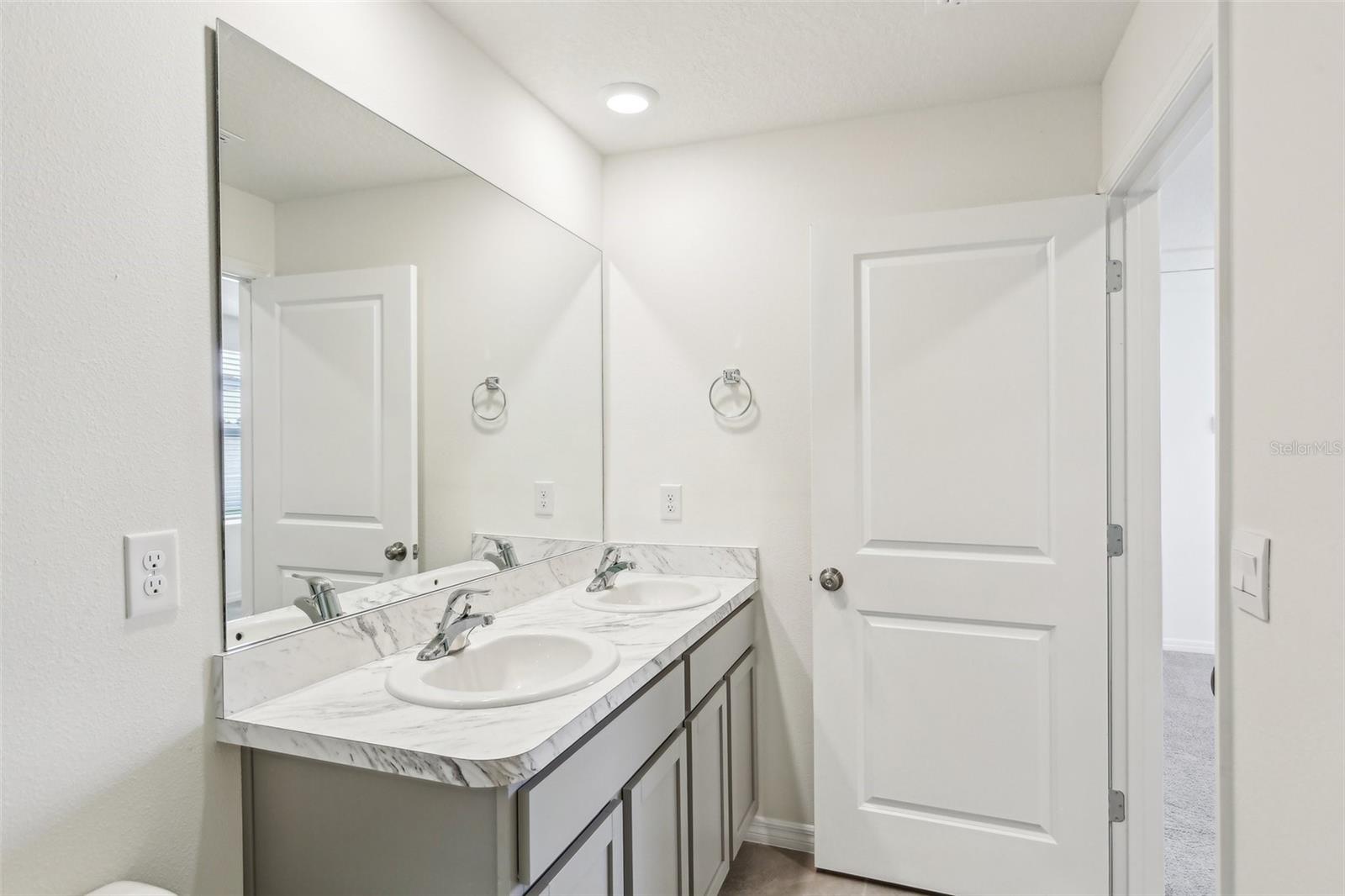 36557 NIGHT STRAWBERRY CT — photo 23