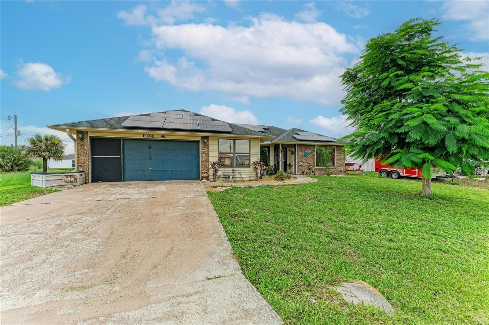 2147 FLORIBANNA ST — photo 3