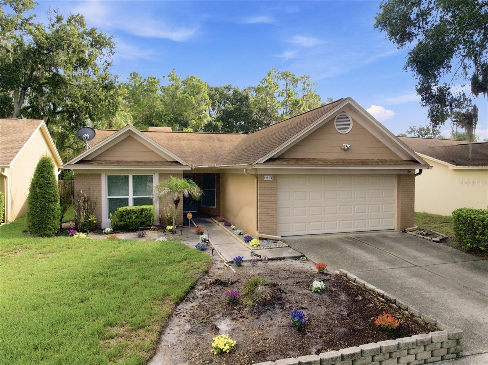 1014 HARDWOOD DR — photo 38