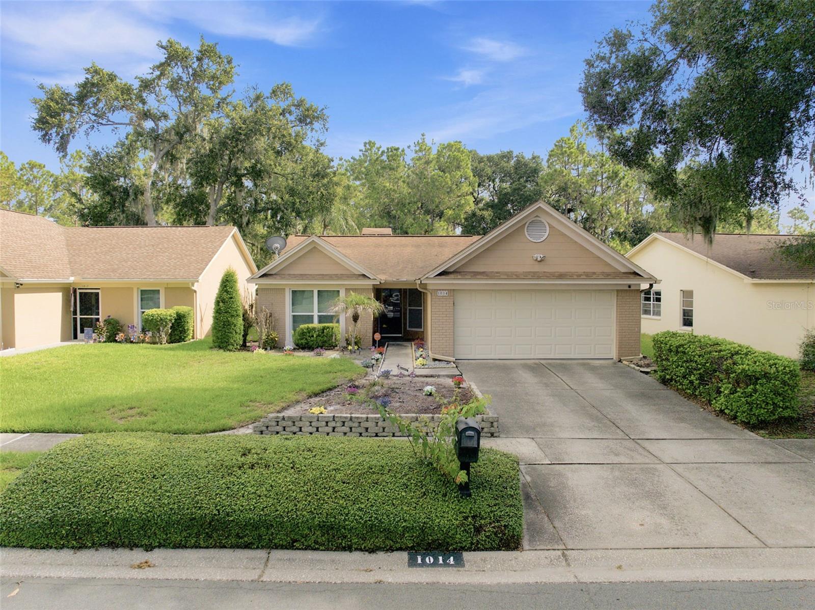 1014 HARDWOOD DR — photo 39