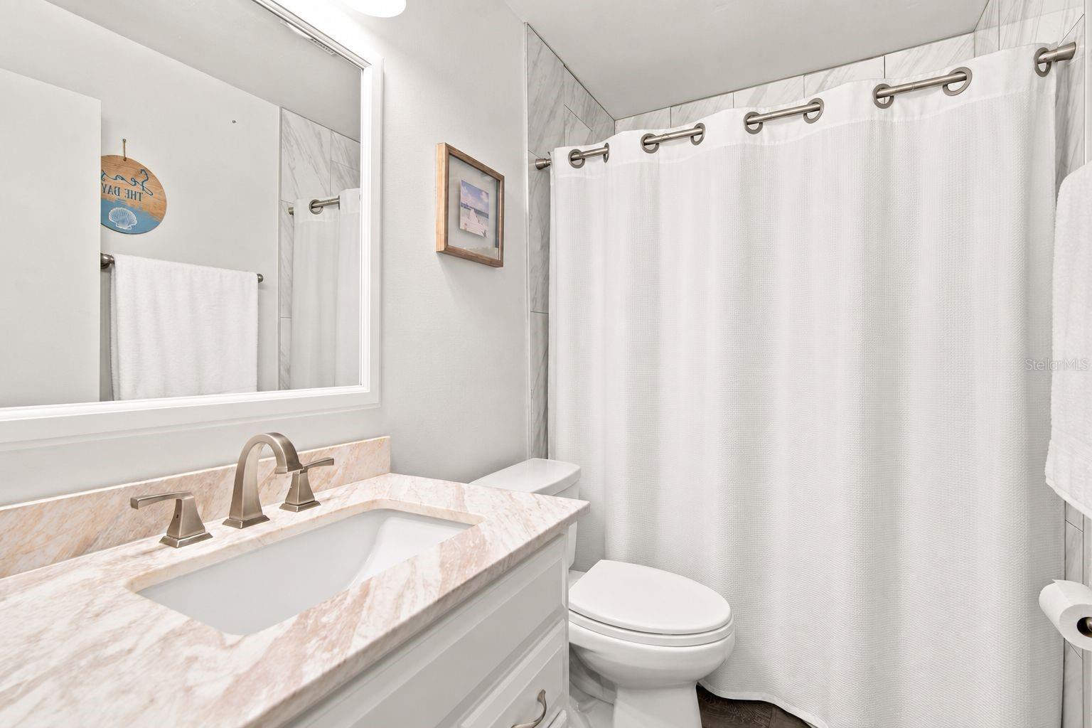 1014 HARDWOOD DR — photo 24