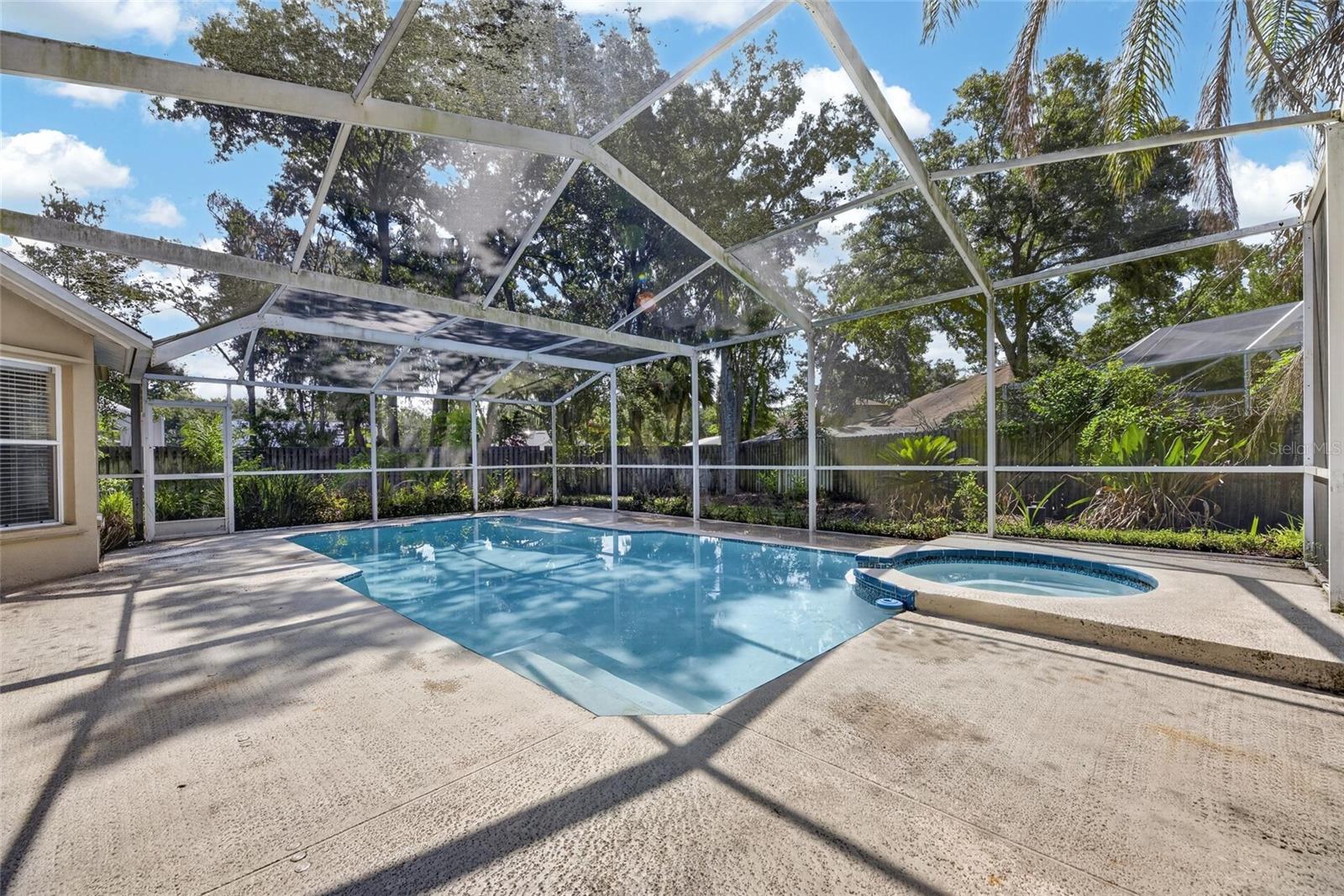 12519 RIVER BIRCH DR — photo 2