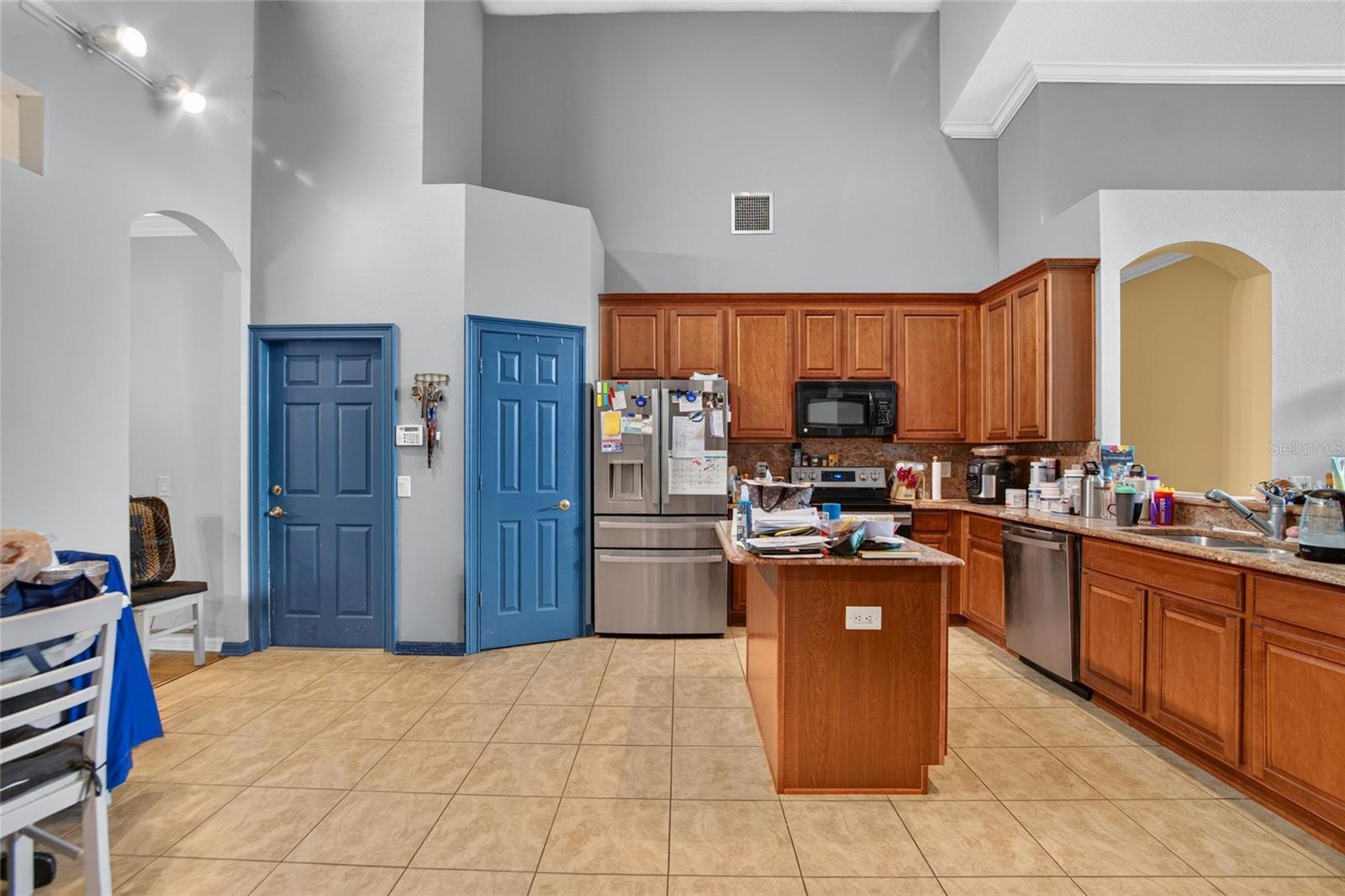2613 YUKON CLIFF DR — photo 7