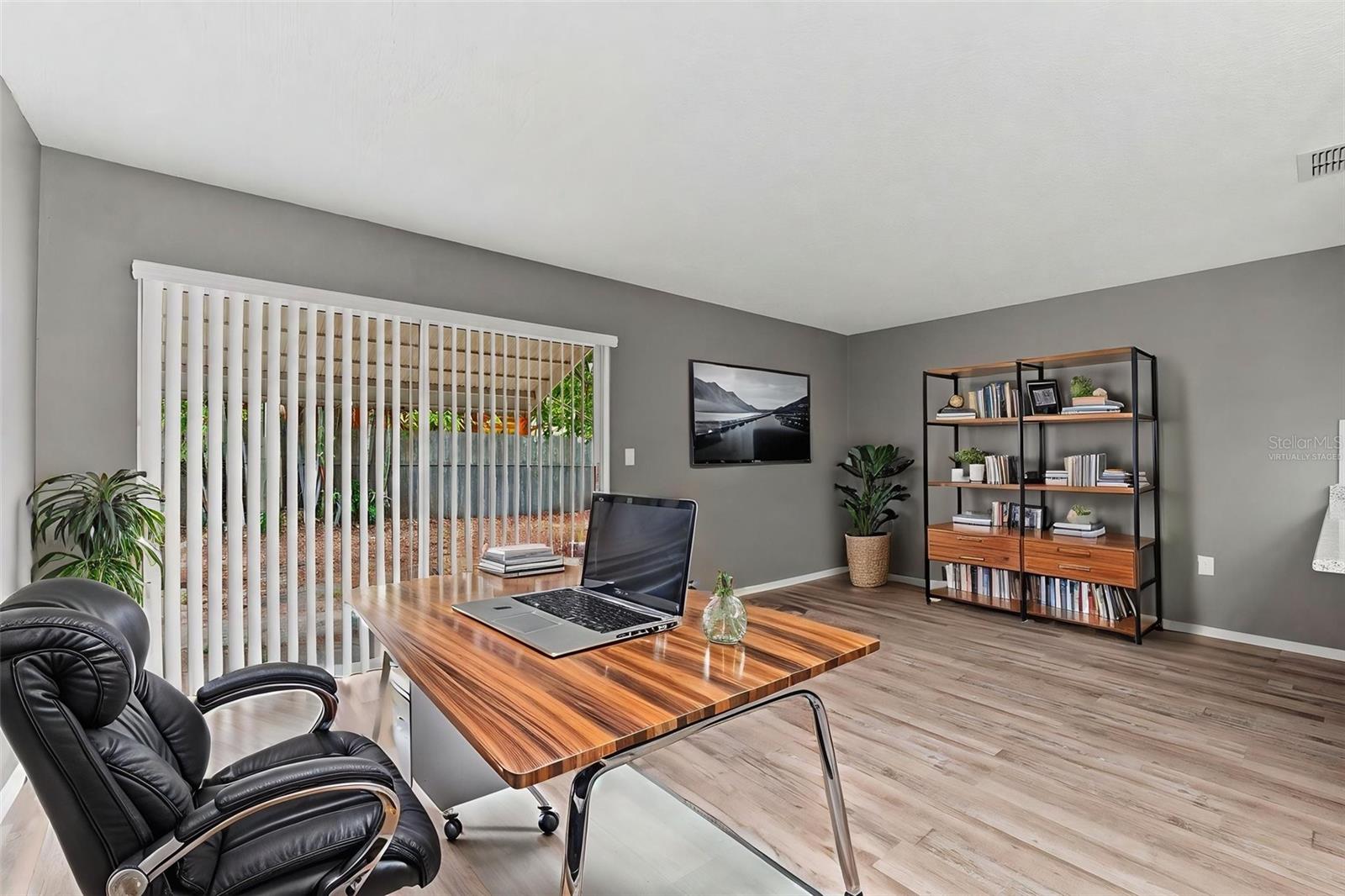 7819 ROYAL STEWART DR — photo 22