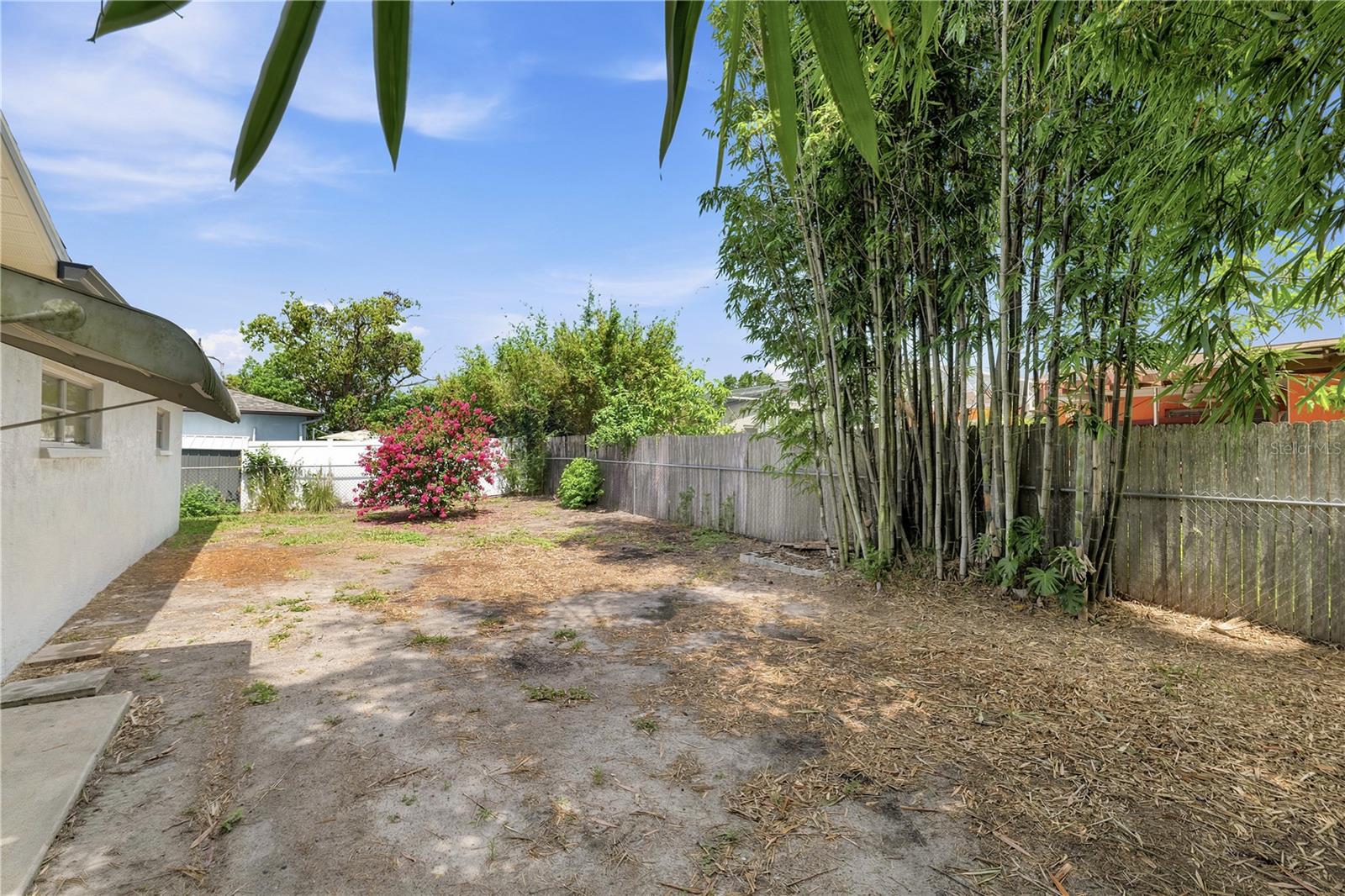 7819 ROYAL STEWART DR — photo 37