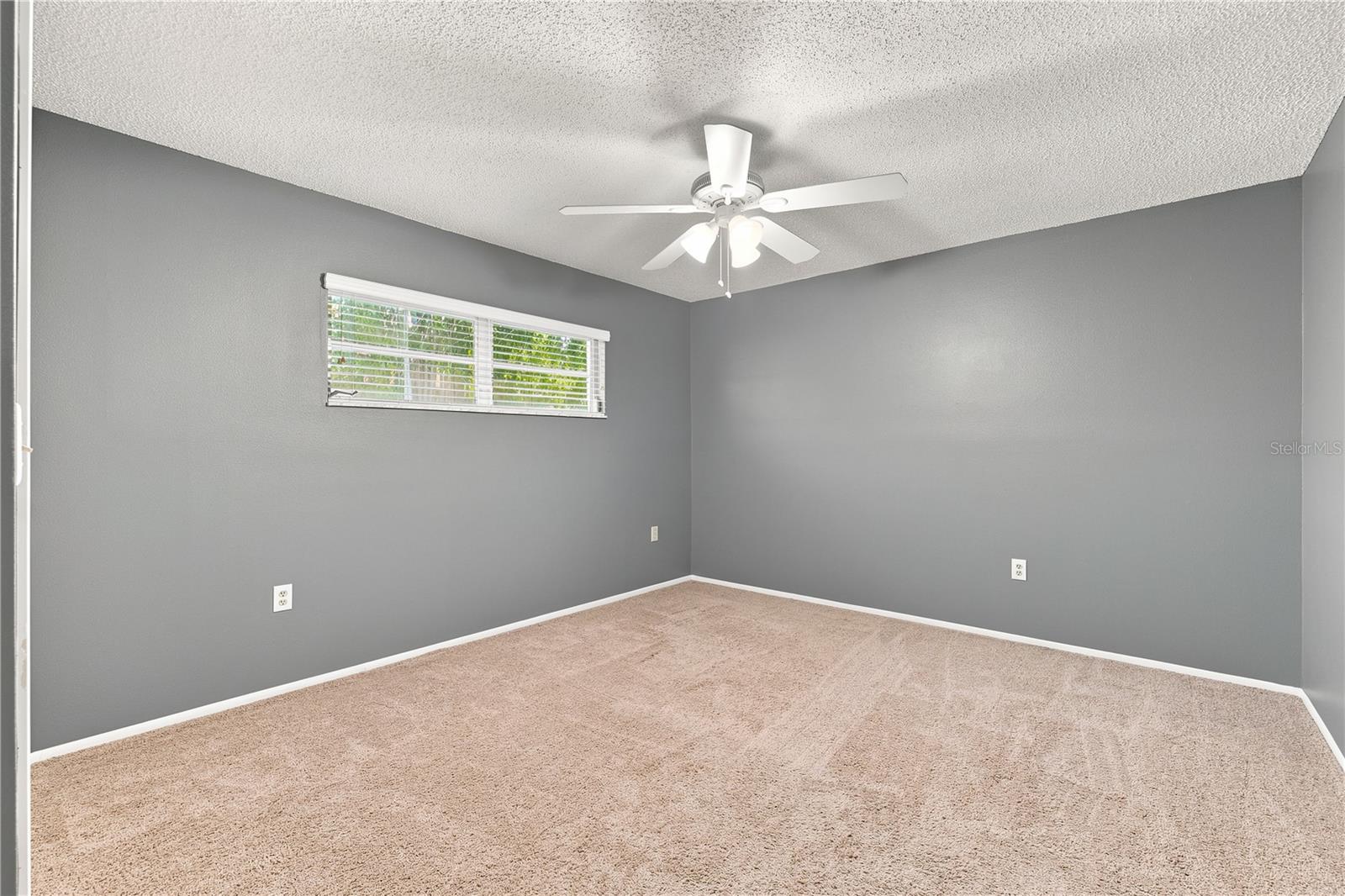 7819 ROYAL STEWART DR — photo 31