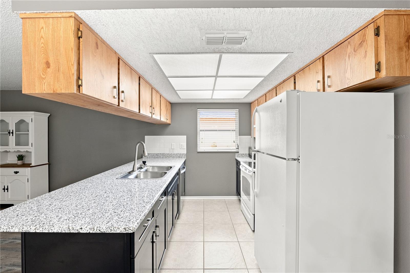 7819 ROYAL STEWART DR — photo 13