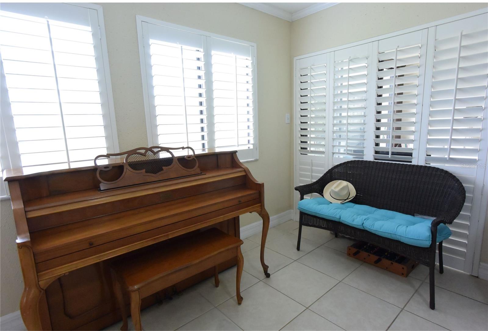 5231 LAKE VILLAGE DR #27 — photo 9