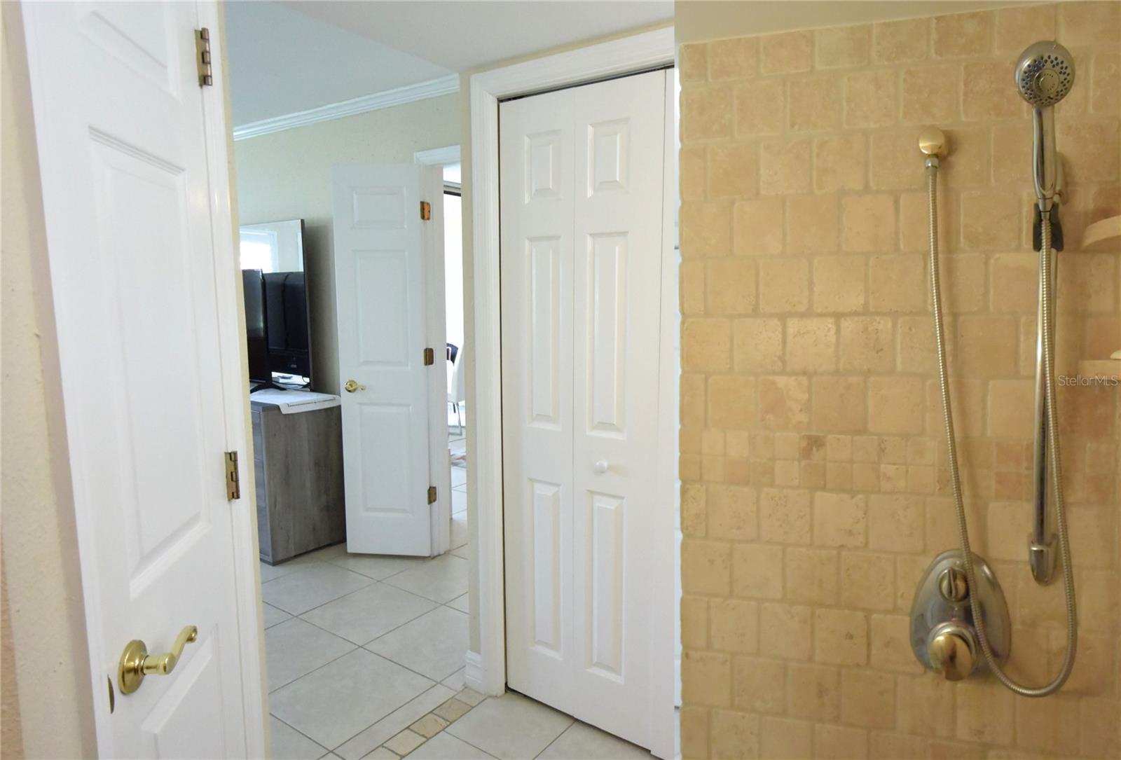 5231 LAKE VILLAGE DR #27 — photo 13