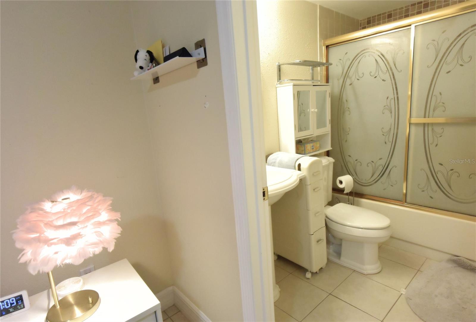 5231 LAKE VILLAGE DR #27 — photo 16