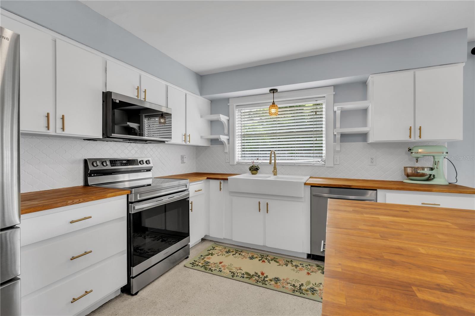 10509 ORANGE GROVE DR — photo 15